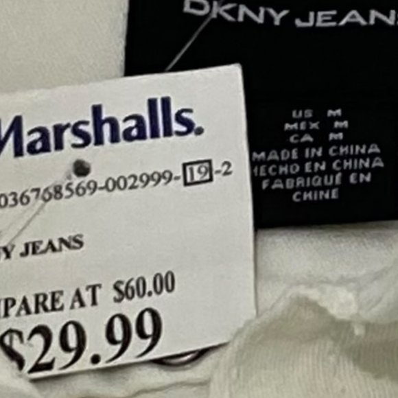 (4-126) NWT DKNY White Denim Jean Vest w/Hobnails - Picture 5 of 11